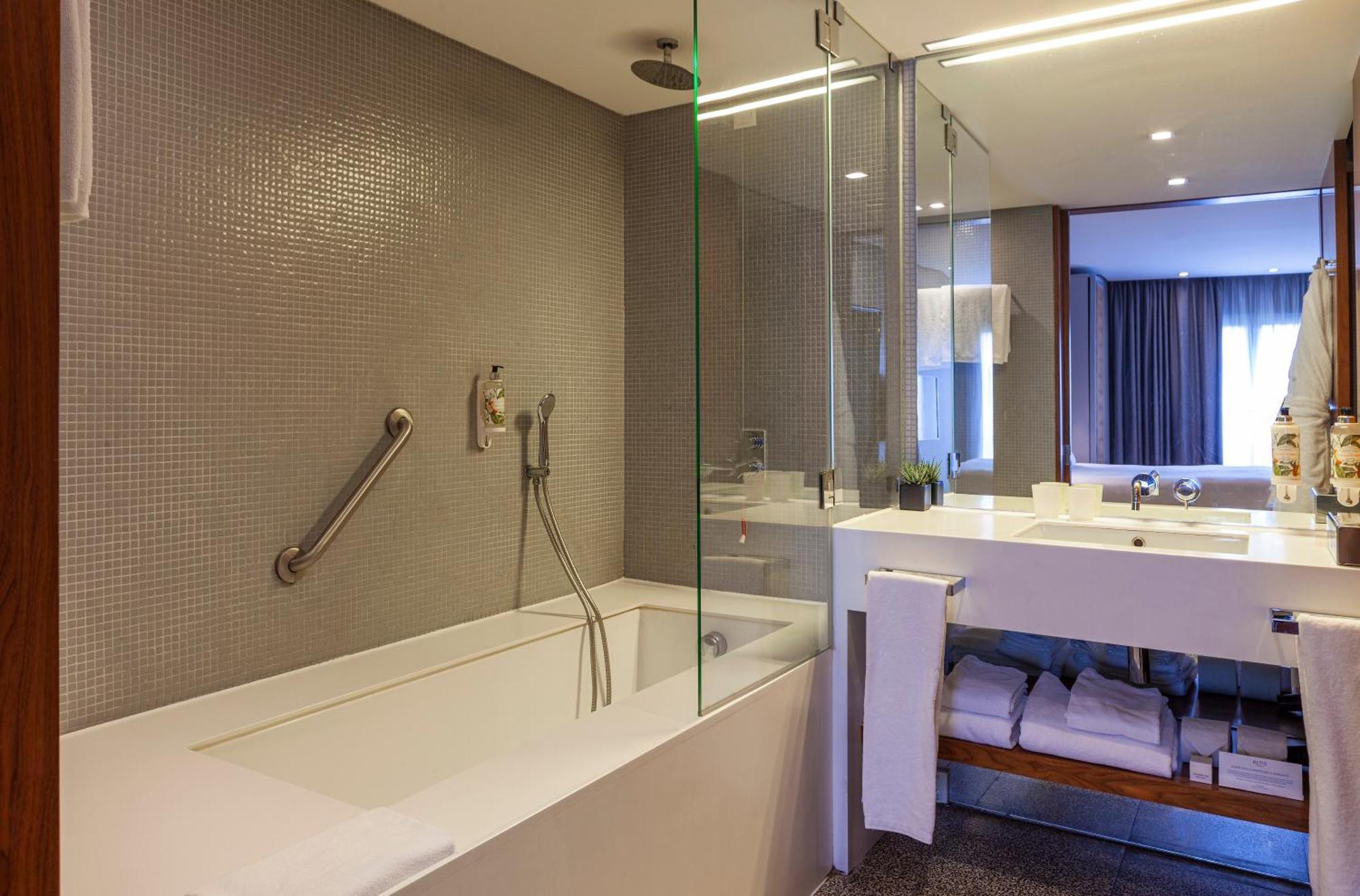 Aparthotel Altis Prime 4*
